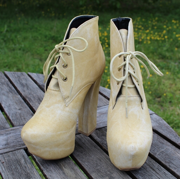 Boots - Picture 2 of 2